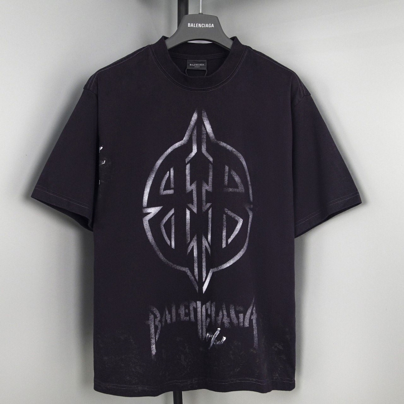 Ba*len*cia*ga t-shirts
